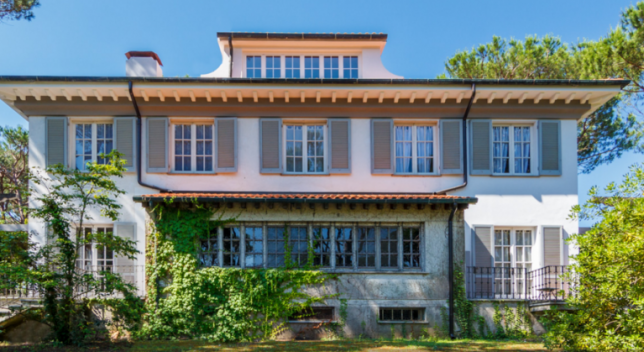 Magnifica villa a Massa Carrara