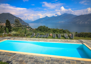 Appartamento moderno con vista panoramica e piscina