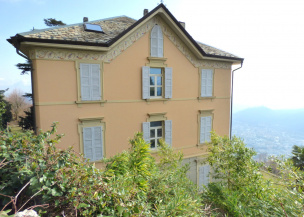 Villa storica con vista spettacolare sul lago