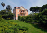 Villa in stile Liberty al mare