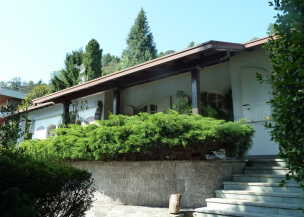 Villa a pochi passi dal lago