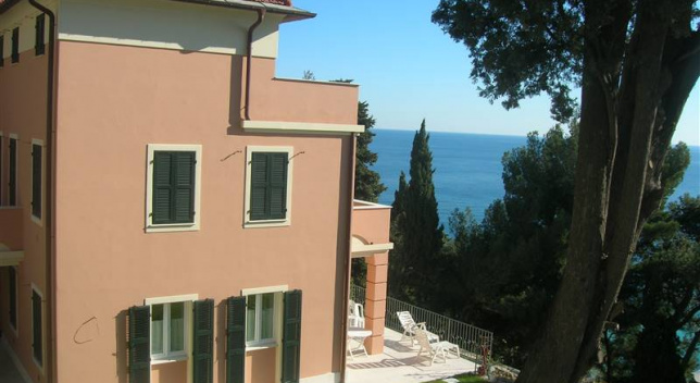 Villa di lusso sulla costa della Liguria